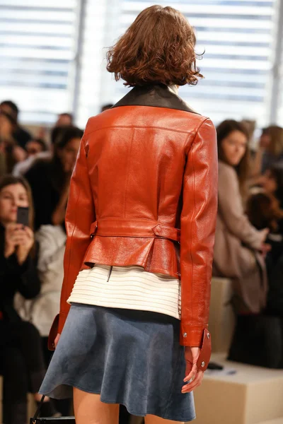 Look 4